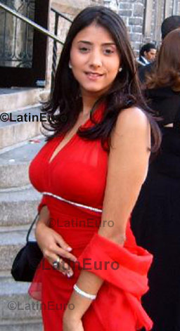 Date this charming Dominican Republic girl Nuris from Santiago N-422