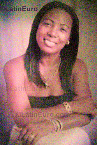 Date this stunning Dominican Republic girl Maribel from Santiago N-438
