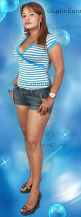 Date this cute Dominican Republic girl Ana from La Vega N-476