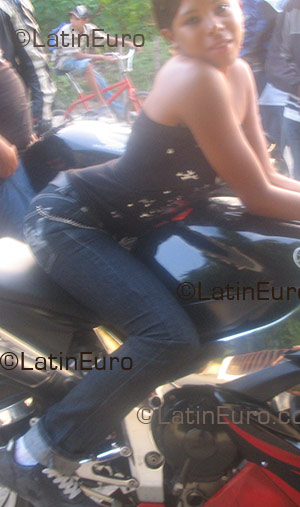 Date this lovely Dominican Republic girl Minoska from Santiago N-48
