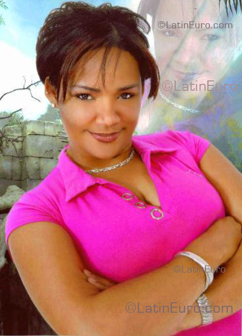 Date this charming Dominican Republic girl Rosa from San Pedro de Macoris  N-59