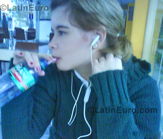 Date this foxy Any Country girl Rita from Formosa N-701