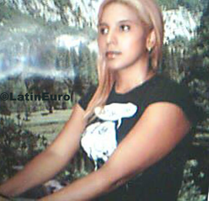 Date this foxy Dominican Republic girl Deysi from Valverde N-778