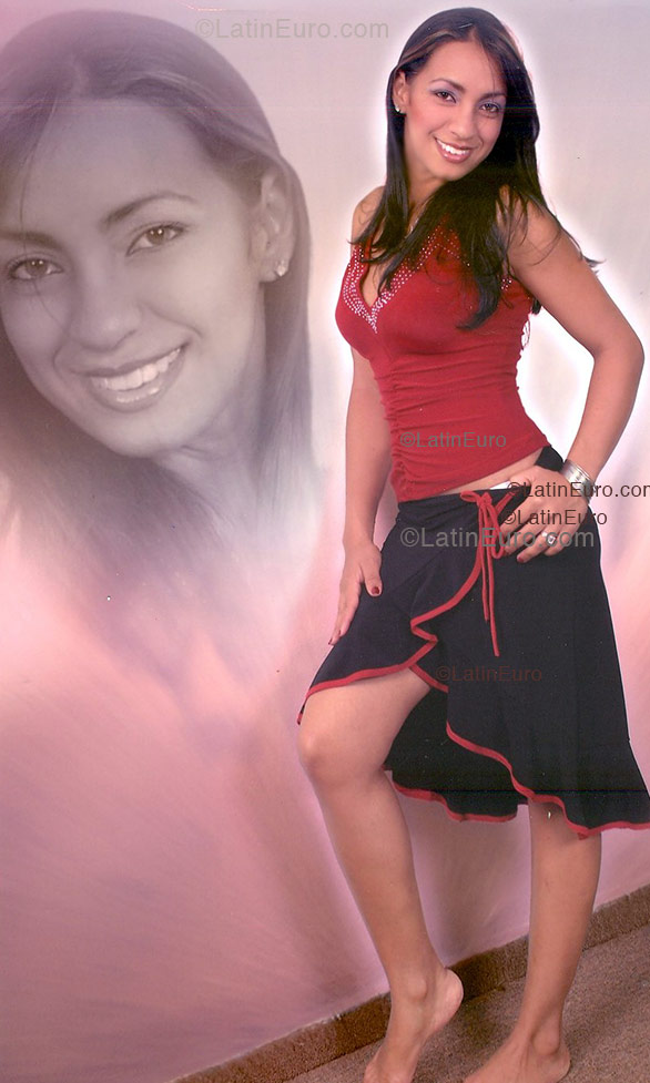 Date this gorgeous Dominican Republic girl Anny from San Francisco de Macoris N-93