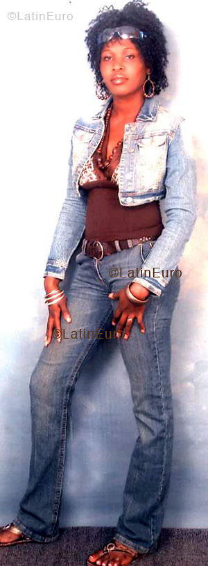 Date this stunning Jamaica girl Dealene from  N1019