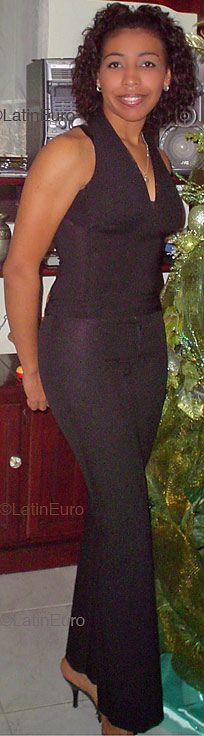 Date this stunning Dominican Republic girl Jessica from San Cristobal N1202
