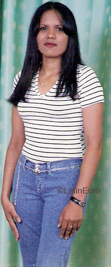 Date this nice looking Dominican Republic girl Mirka from Bani N1251