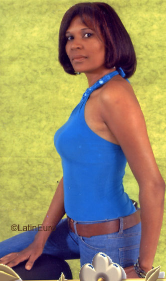 Date this hot Dominican Republic girl Margarita from Bonao N1267