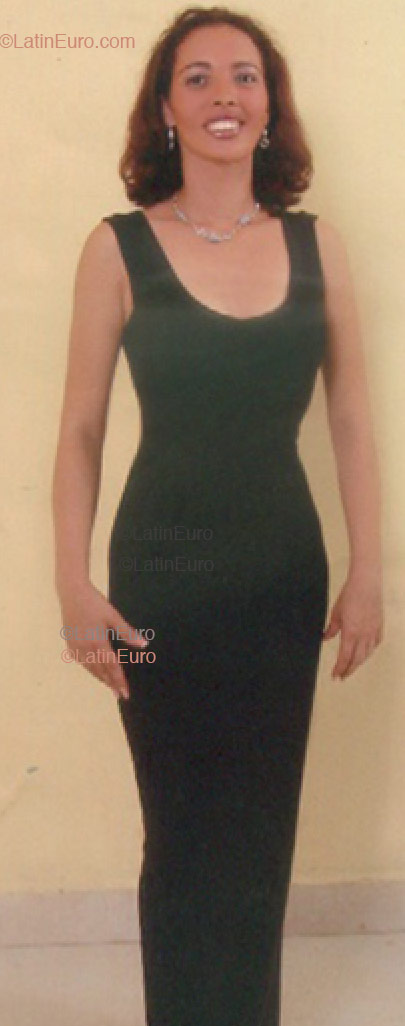 Date this stunning Dominican Republic girl Juana from La Romana N142