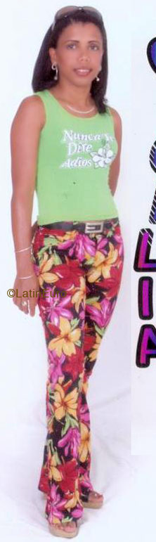 Date this funny Dominican Republic girl Cecilia from Santiago N1430