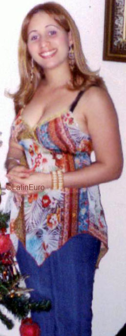 Date this funny Dominican Republic girl Mariela from Santo Domingo N1552
