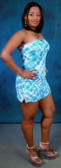Date this good-looking Dominican Republic girl Candy from  N1610