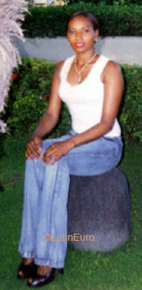 Date this beautiful Dominican Republic girl Norys from Santo Domingo N1611