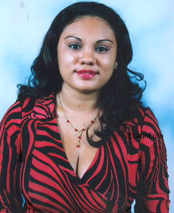 Date this funny Honduras girl Glenis from La Ceiba N1695