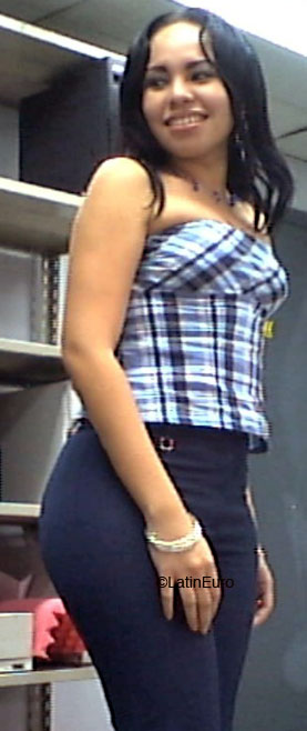 Date this fun Honduras girl Jennina from San Pedro Sula N1702