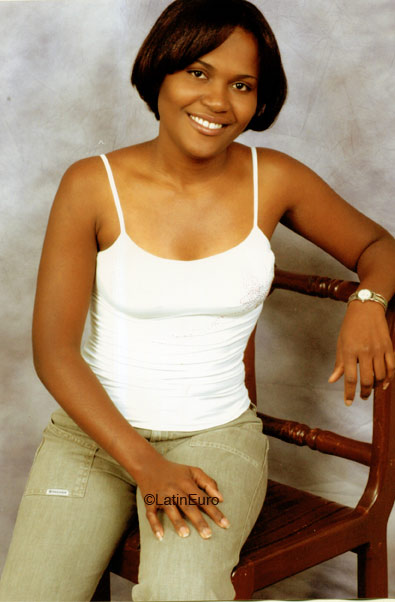 Date this hot Dominican Republic girl Milagro from San Cristobal N1711