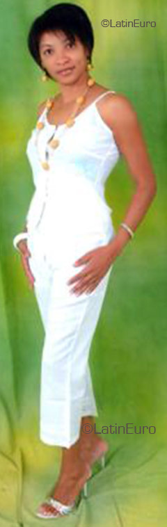 Date this charming Any Country girl Marcia from  N174