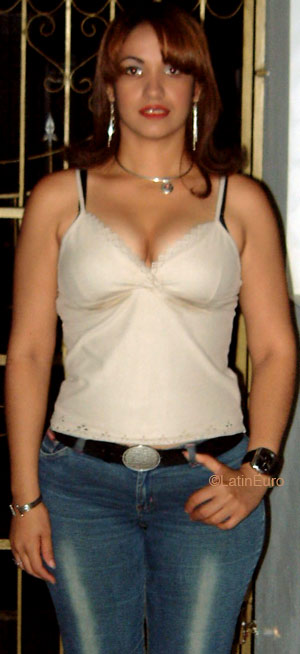 Date this funny Dominican Republic girl Kathy from San Francisco de Macoris N1765