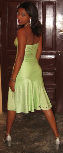 Date this beautiful Any Country girl Luz from  N1795