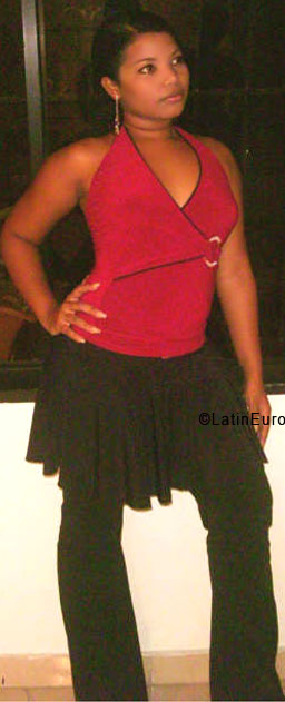 Date this voluptuous Dominican Republic girl Eumary from  N1874