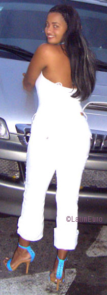 Date this hot Dominican Republic girl Alicia from Puerto Plata N2182