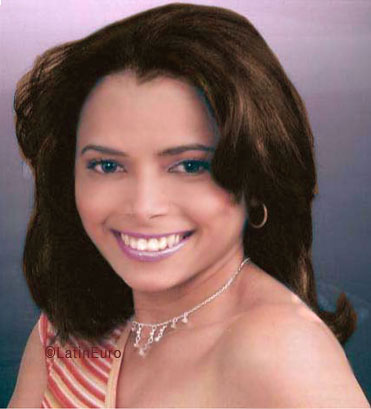 Date this voluptuous Dominican Republic girl Mirtha from Santo Domingo N2200