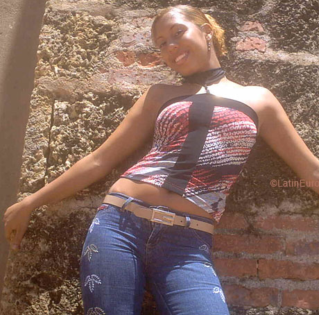Date this young Any Country girl Wendy from  N2358