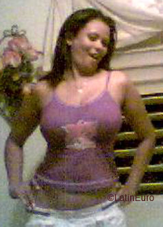 Date this charming Dominican Republic girl Damarys from Santo Domingo N2508