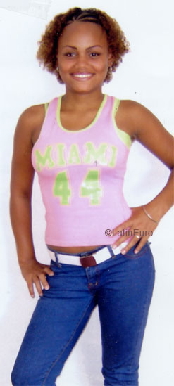 Date this pretty Dominican Republic girl Milly from San Cristobal N2533