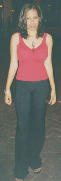 Date this pretty Dominican Republic girl Yatrida from San Cristobal N2557
