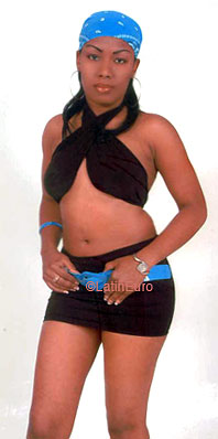 Date this sensual Dominican Republic girl Santa from San Cristobal N2714