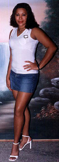 Date this charming Any Country girl Veronica from  N2735