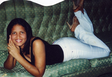 Date this attractive Dominican Republic girl Maura from Santo Domingo N2879