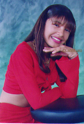 Date this sultry Dominican Republic girl Dariana from La Romana N2899