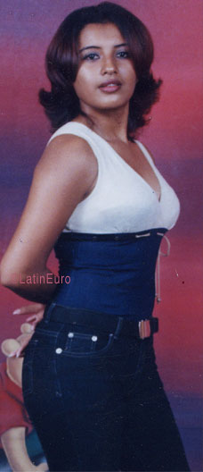 Date this gorgeous Honduras girl Nilda from Yoro N2962