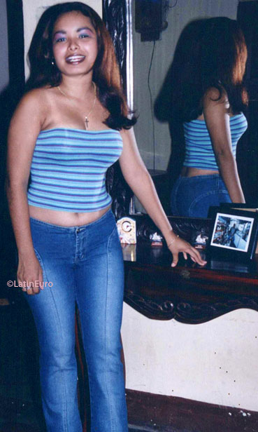 Date this young Any Country girl Aniezka from  N2966