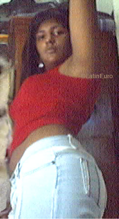 Date this nice looking United States girl Santimer from Danbury N3027