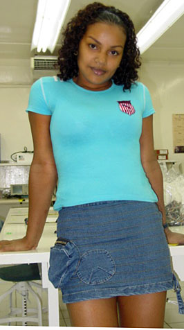 Date this hard body Dominican Republic girl Yonayra from Santiago N3063