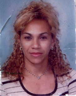 Date this pretty Dominican Republic girl Carmen from Santo Domingo N3227