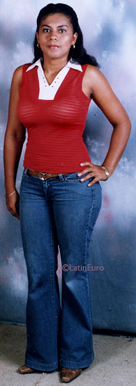 Date this delightful Honduras girl Eufemia from  N3326
