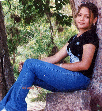 Date this good-looking Honduras girl Liliana from San Pedro Sula N3393