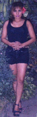Date this passionate Honduras girl Reina from Yoro N3401