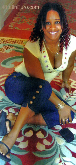 Date this passionate Panama girl Kathia from  N356