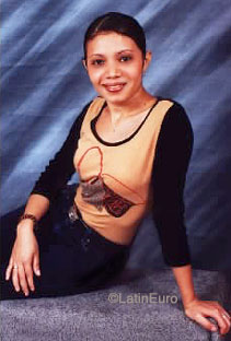 Date this cute Honduras girl Bessy from San Pedro Sula N3561