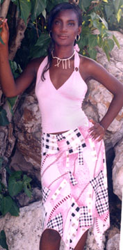 Date this hard body Jamaica girl Raschel from Montego Bay N3571