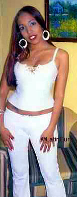 Date this hot Panama girl Larissa from  N3578
