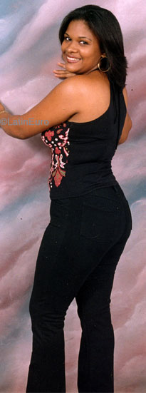 Date this hard body Dominican Republic girl Senia from Santo Domingo N3591