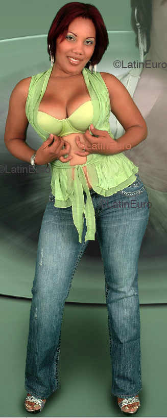 Date this pretty Dominican Republic girl Maira from San Francisco de Macoris N369