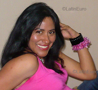 Date this sultry Any Country girl Sonia from  N416