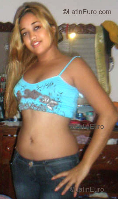 Date this exotic Any Country girl Vianka- from  N438